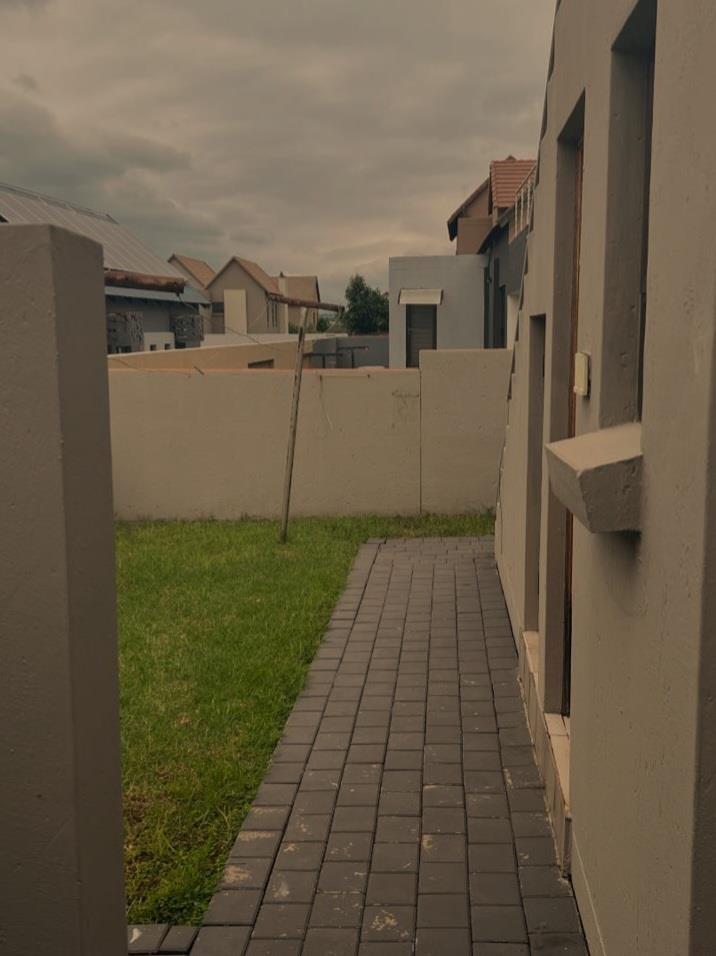 To Let 3 Bedroom Property for Rent in Leloko North West